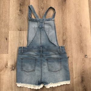 Cat & Jack Bottoms - Girls overalls Cat & Jack Bottoms - Girls overalls